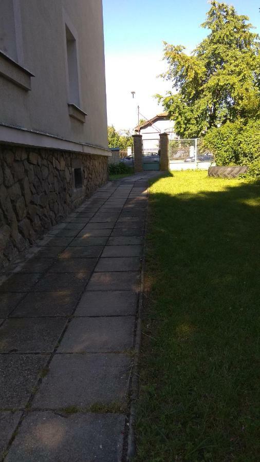 Apartmanovy Byt Trebon Exterior photo