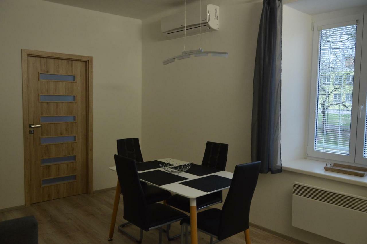 Apartmanovy Byt Trebon Exterior photo