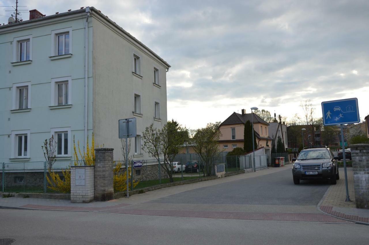 Apartmanovy Byt Trebon Exterior photo